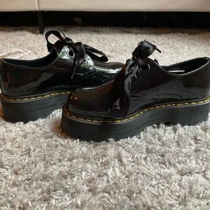Low top platform DOC MARTENS